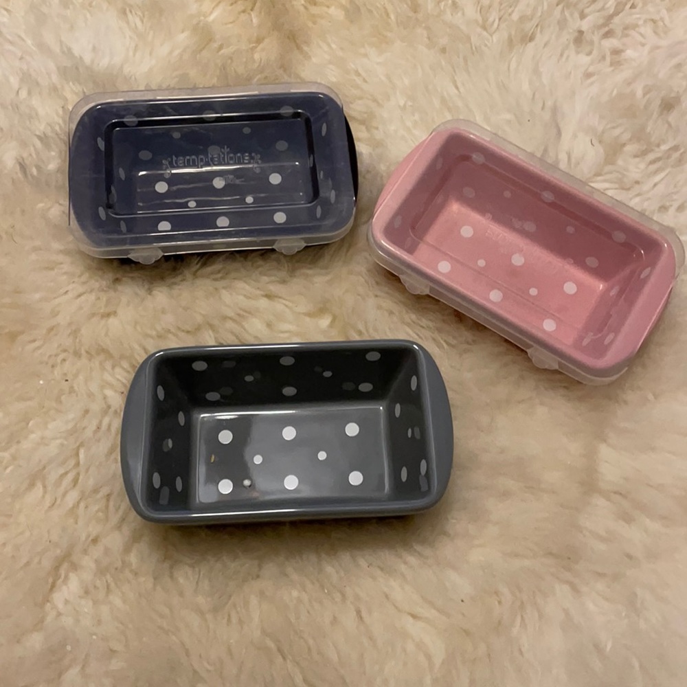 Temptations Polka Dot Mini Loaf Pans
